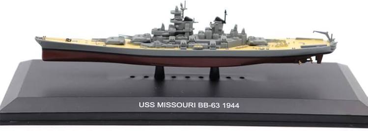 USS Missouri BB-63 1944