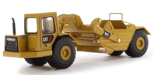 1:64 Cat Wheel Tractor 611 Scraper